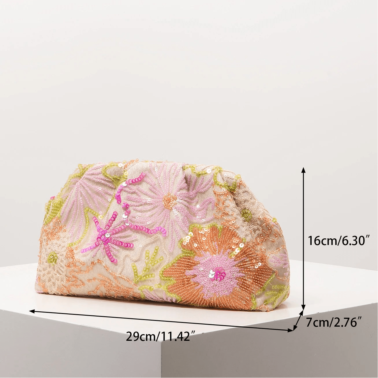 Cartera de lentejuelas violeta