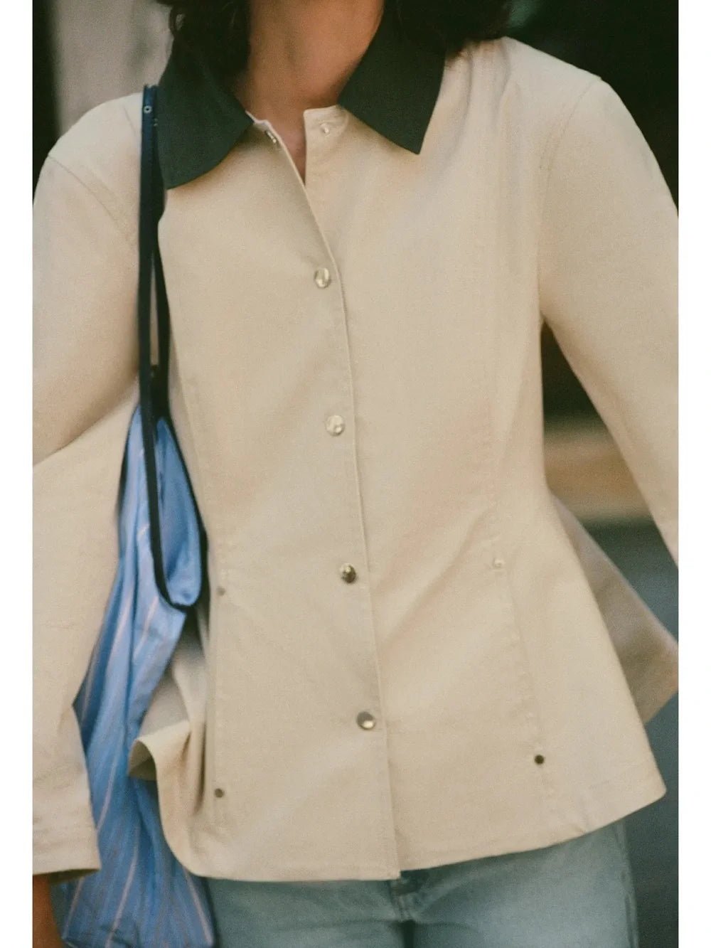Chaqueta peplum con cuello en contraste Ruth