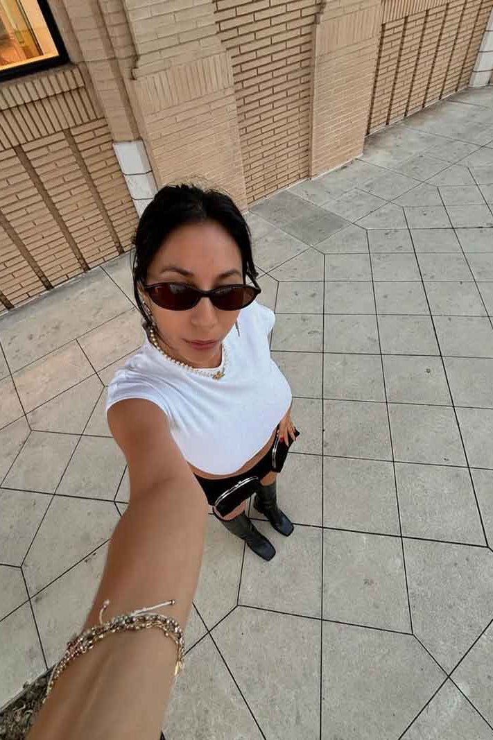 ZEYA - Adele Oval Sunglasses