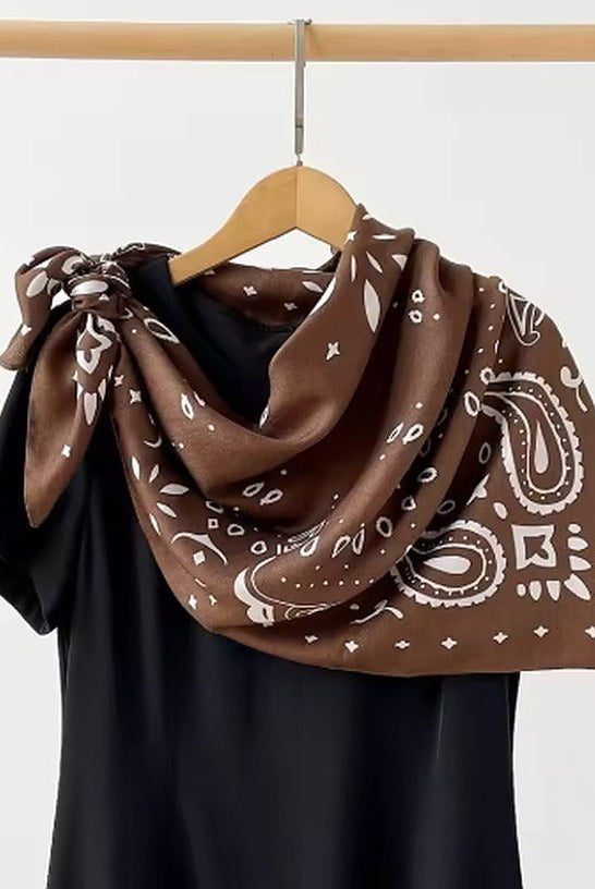 ZEYA - Reese Paisley Knitted Bandana Scarf