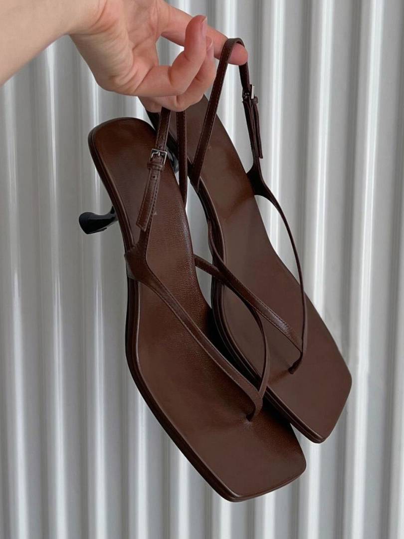 Celeste sandalias de tacón alto minimalistas