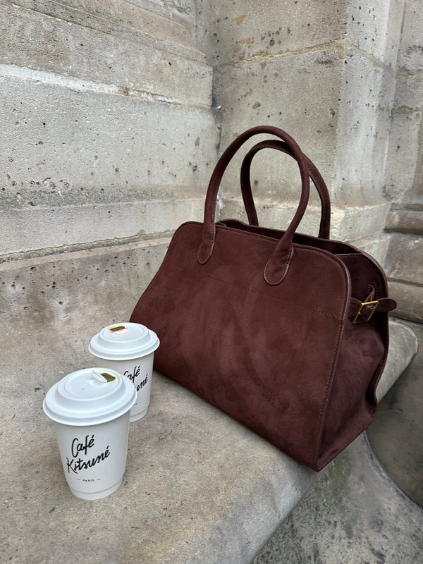 <p>Acerca de Zeya</p>