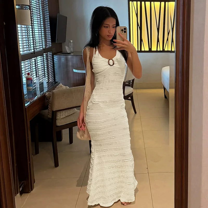 Margot vestido maxi halter con volantes