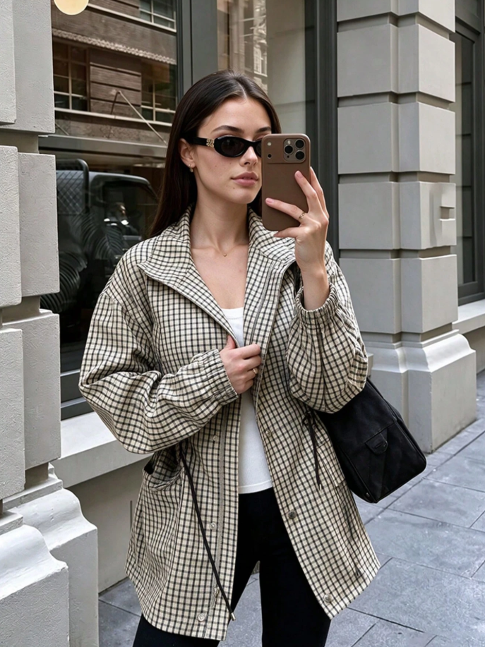 Chaqueta Isabel de cuadros con cuello alto