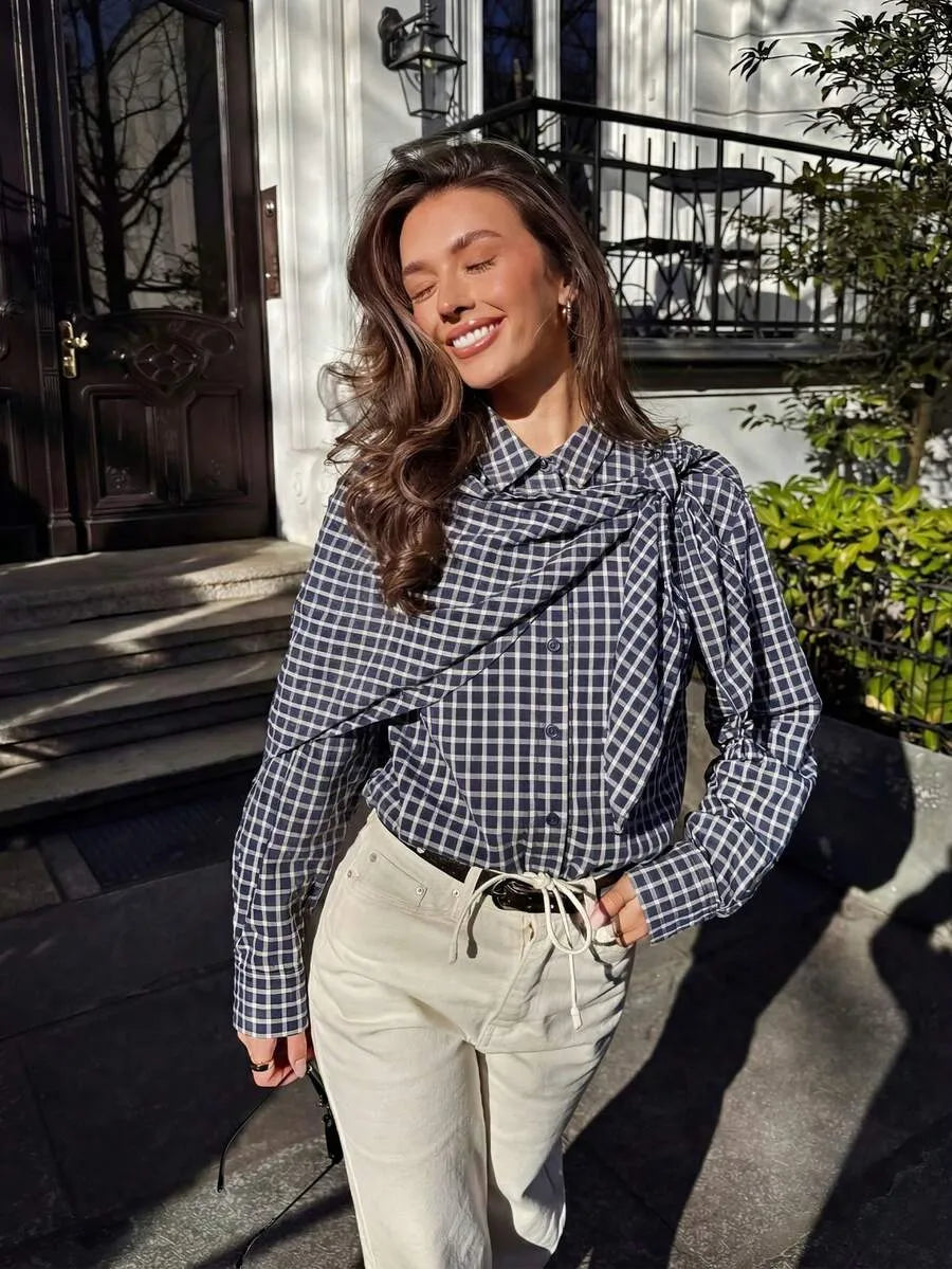 Camisa Nicole de cuadros con lazo tipo bufanda