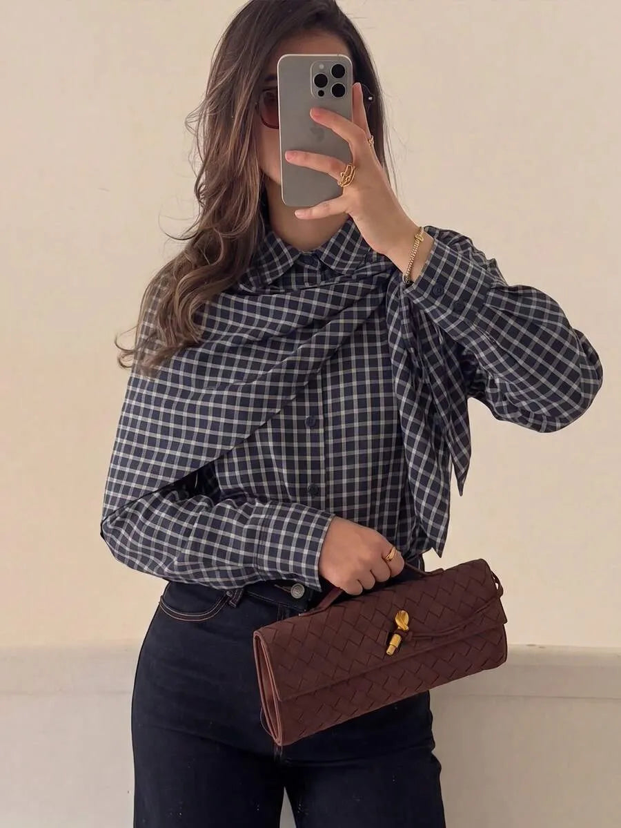 Camisa Nicole de cuadros con lazo tipo bufanda