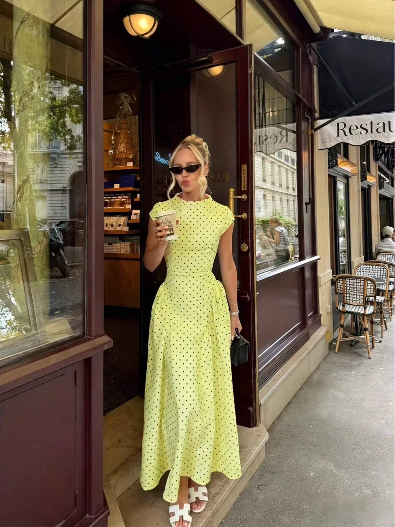 Vestido Sienna Flare Maxi con Mangas Cortas