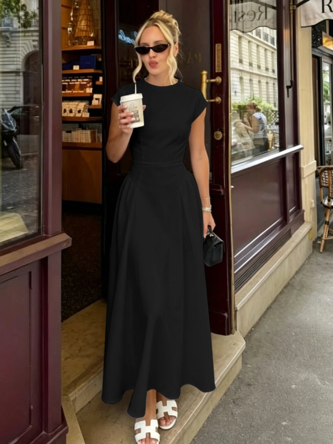Vestido Sienna Flare Maxi con Mangas Cortas