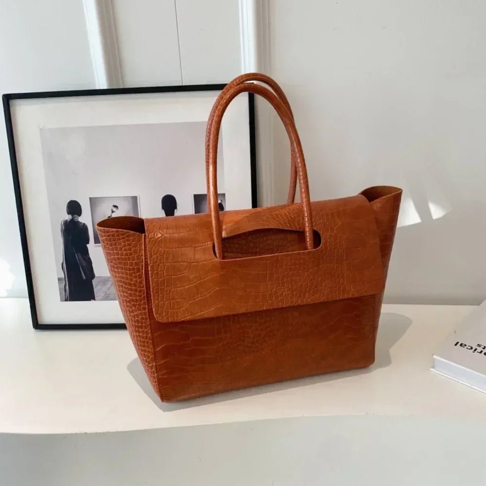 Amelia Tote en Piel Relieve