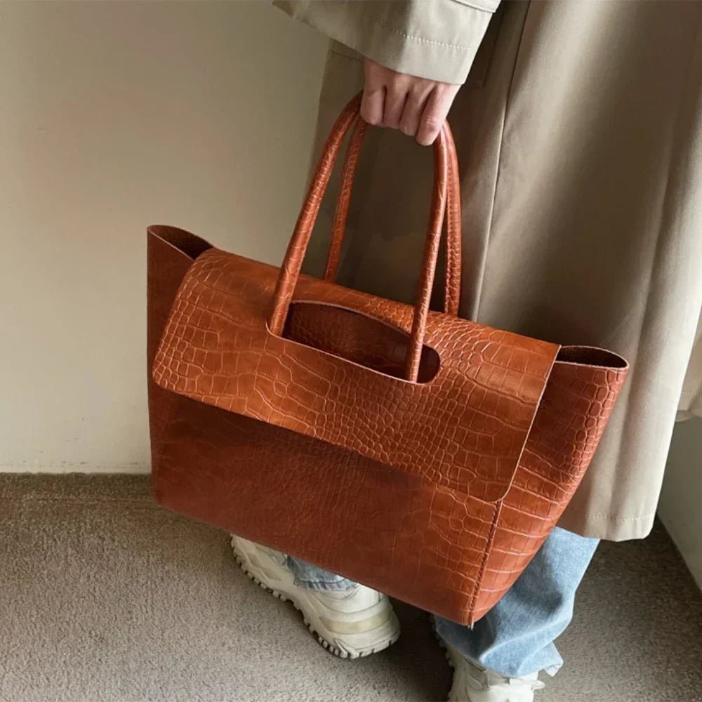 Amelia Tote en Piel Relieve