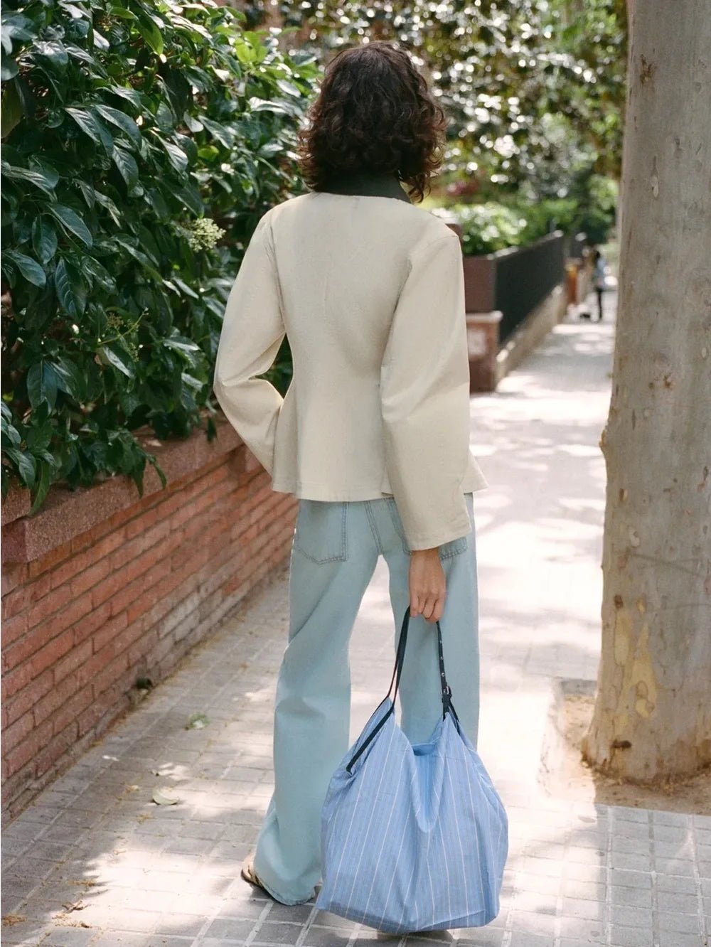 Chaqueta peplum con cuello en contraste Ruth