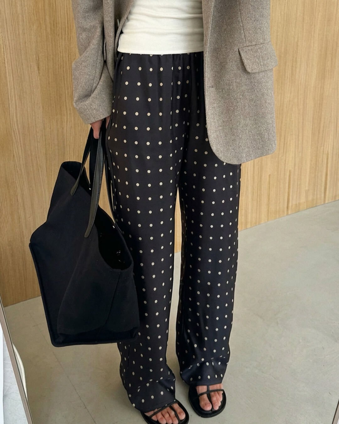 Pantalones de satén Evita con lunares