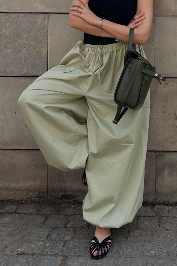 Pantalón baggy Fenella con cintura elástica