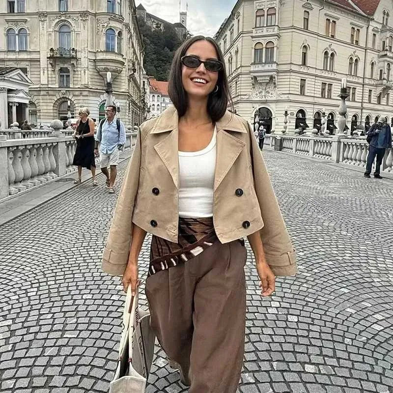 Gabardina Carla corta cruzada