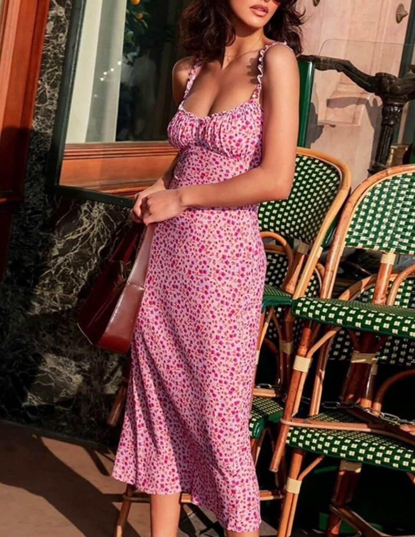 Vestido midi Maren con volantes, floral y espalda descubierta