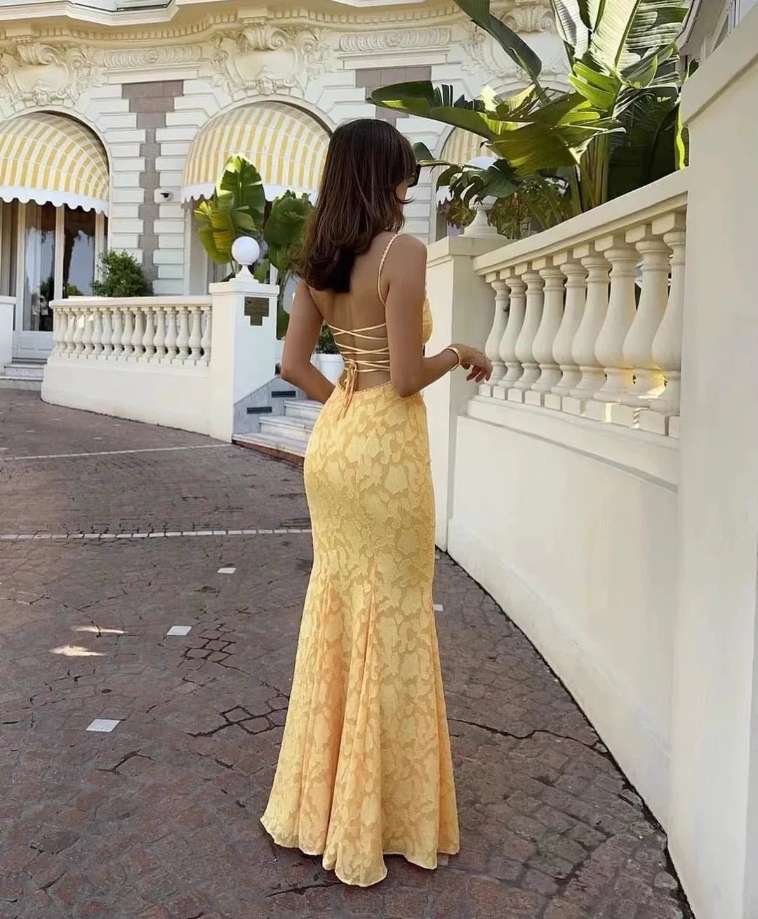Enora vestido maxi con lazada y cola de pez