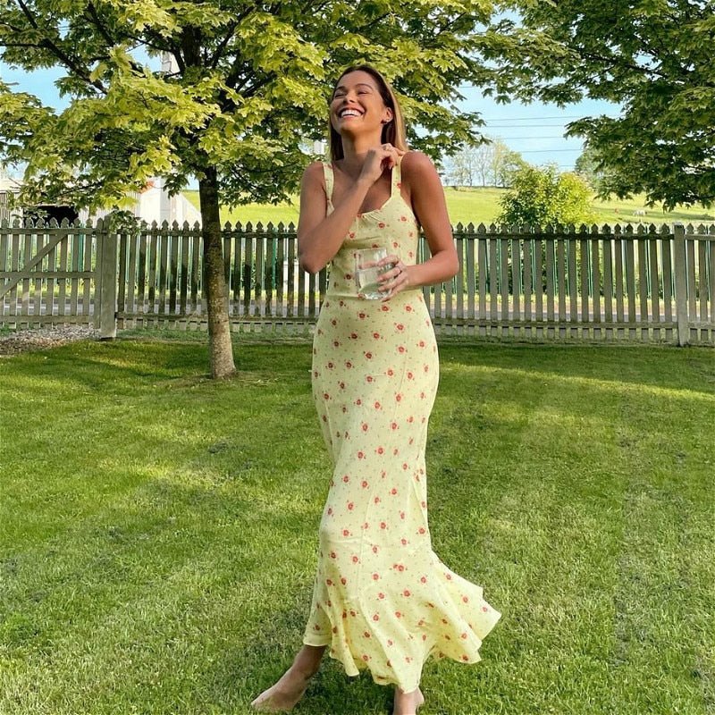 Vestido Hermione acampanado con volantes y estampado floral