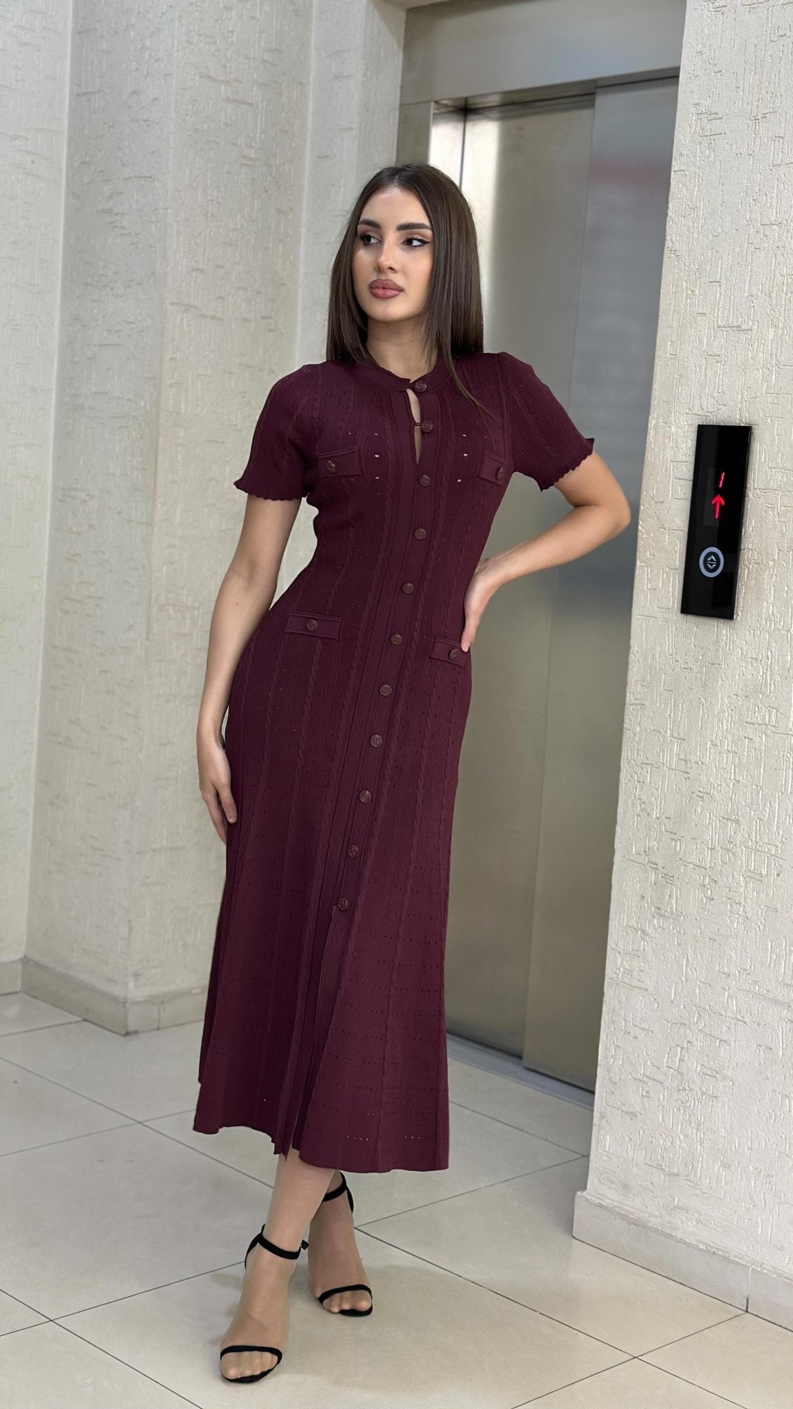 Vestido midi de punto Margot con botones delanteros