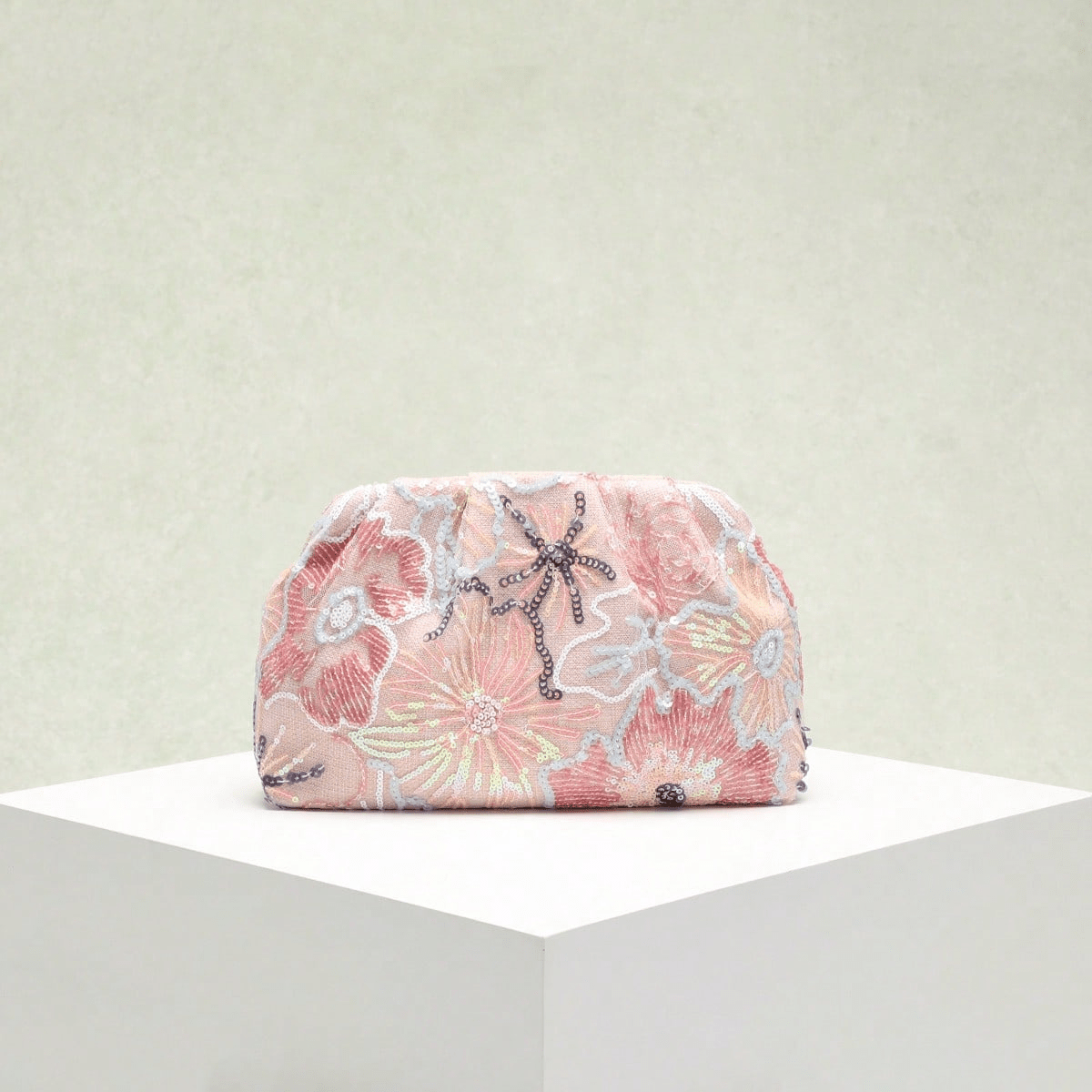 Cartera de lentejuelas violeta