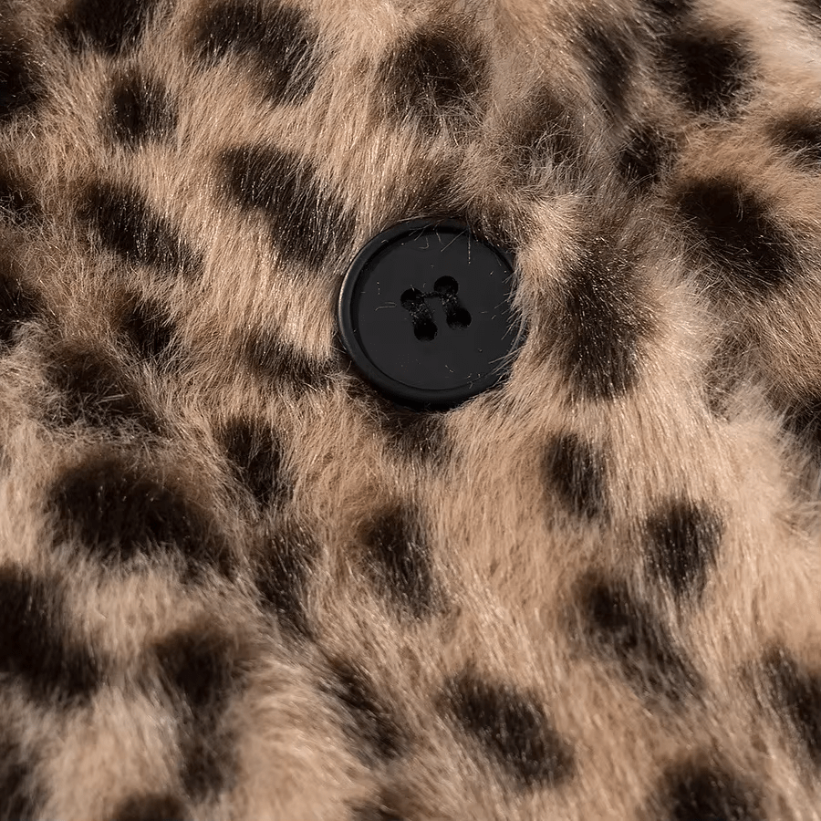 Chaqueta corta de pelo sintético con estampado de leopardo Katie