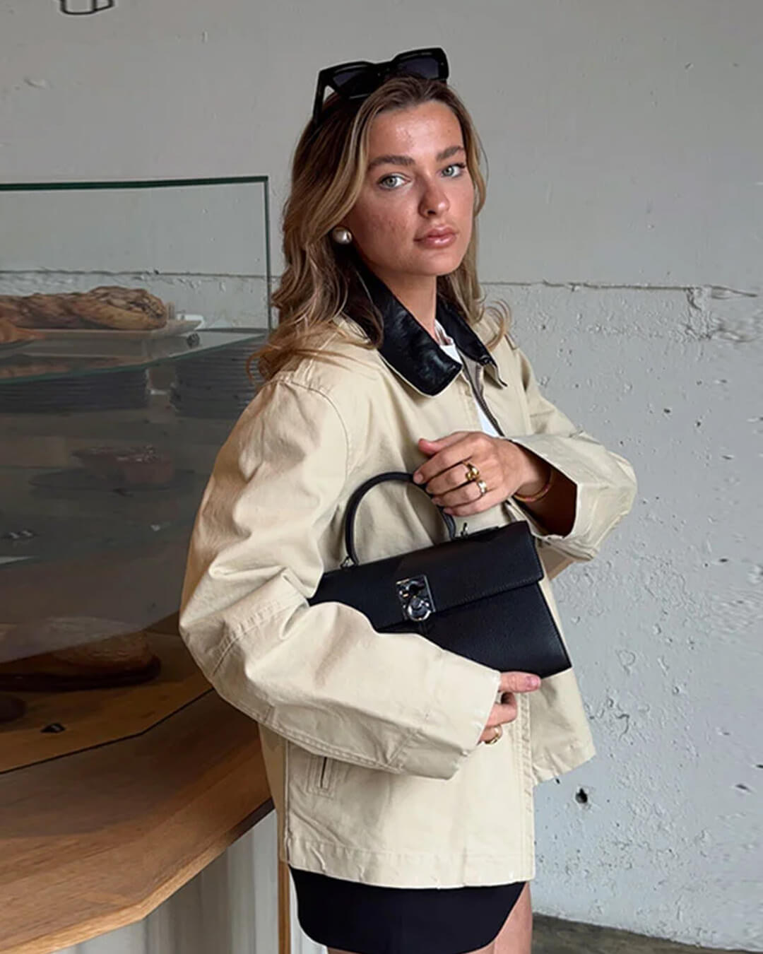 Chaqueta con cremallera y cuello en contraste Jessica