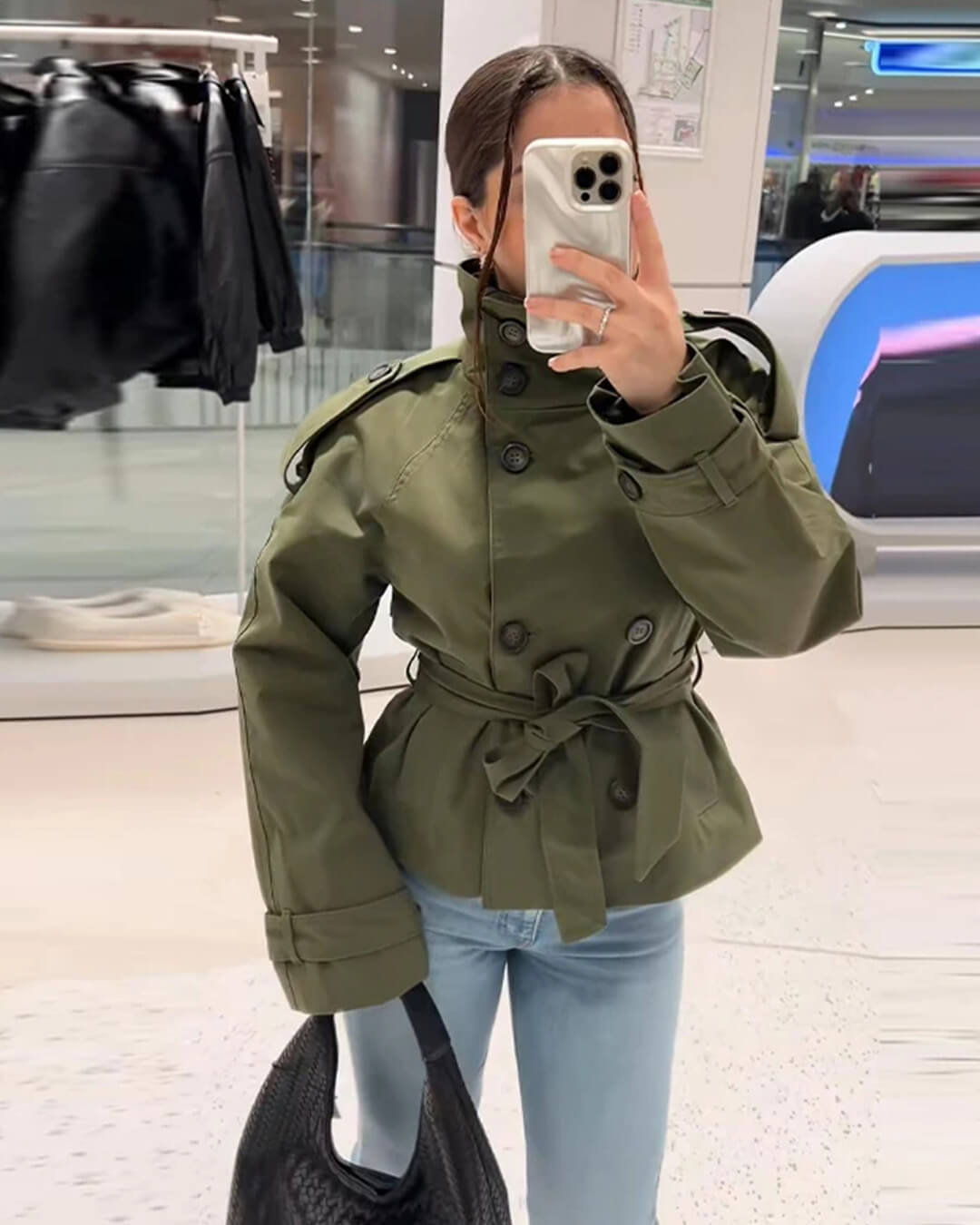 Anna trench corto con cinturón