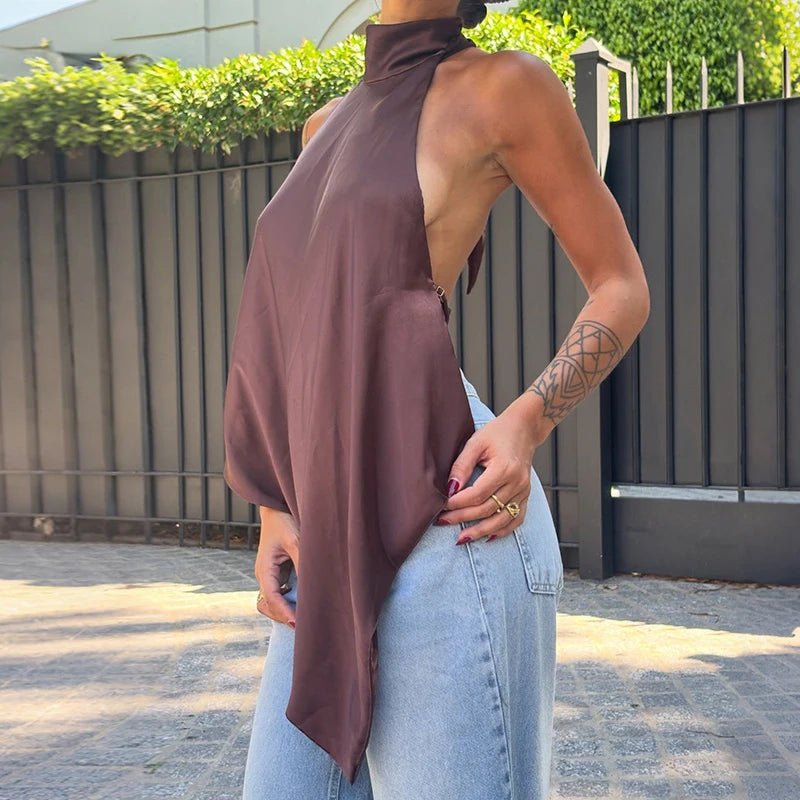 Top de seda Ava sin espalda con cuello halter
