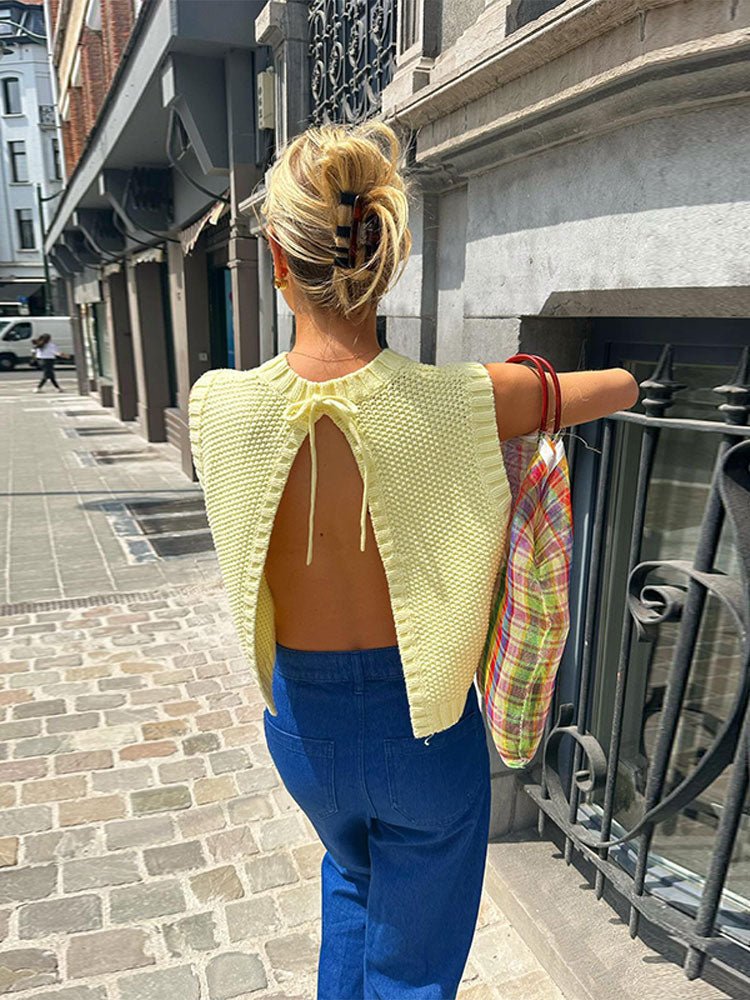 Emelia top de punto con espalda abierta