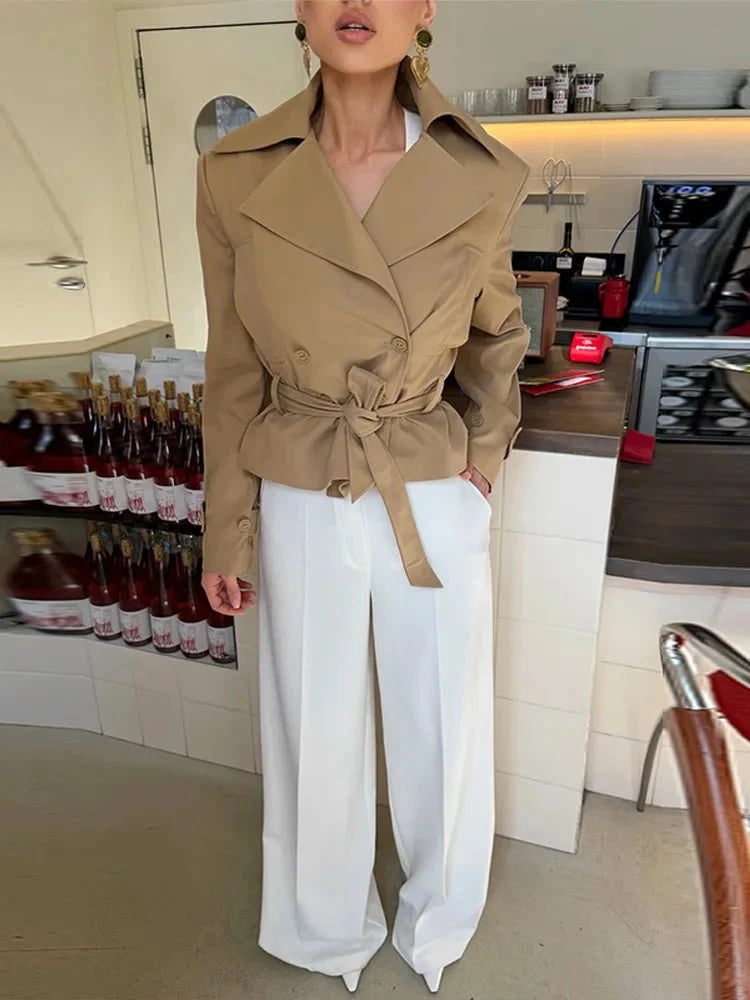 Trench corto Teresa con cordones