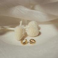 Pendientes de aro tipo huggie Adela