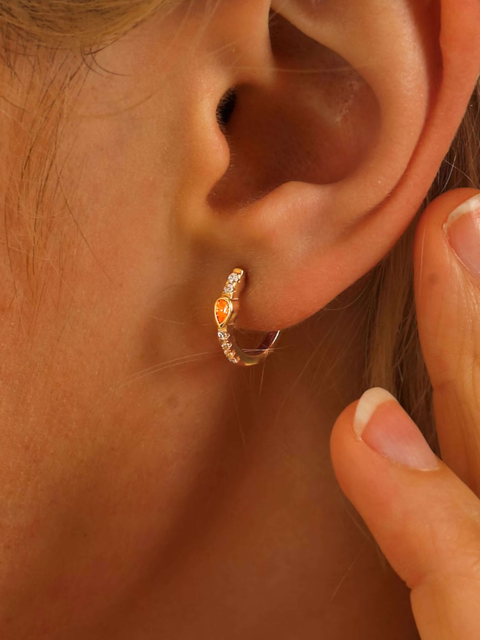 ZEYA - Amber Hoop Earrings