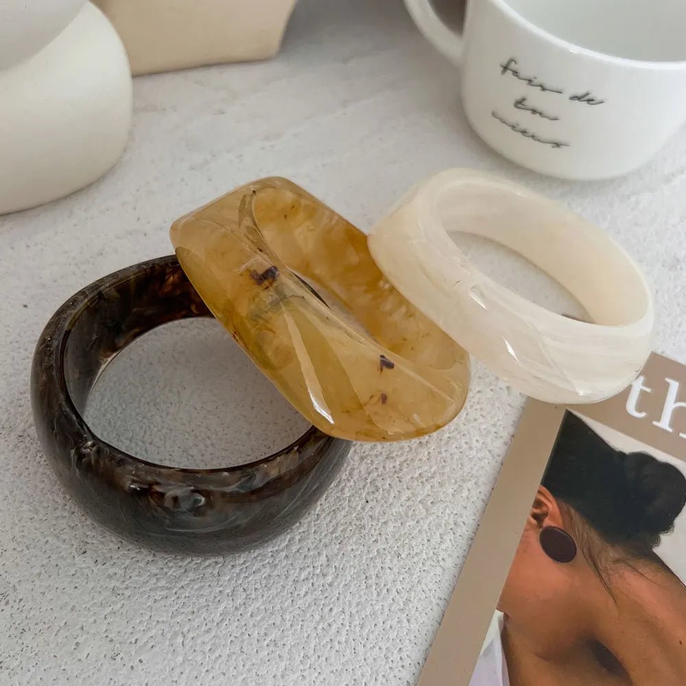 ZEYA - Araceli Bangle Bracelet - Vintage Chunky Resin Acrylic for Women