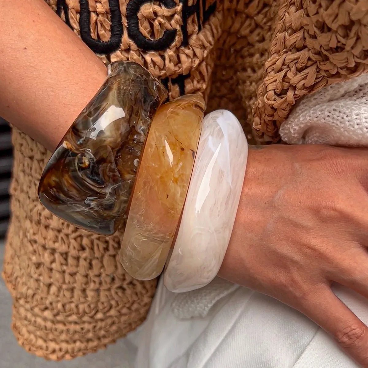 ZEYA - Araceli Bangle Bracelet - Vintage Chunky Resin Acrylic for Women
