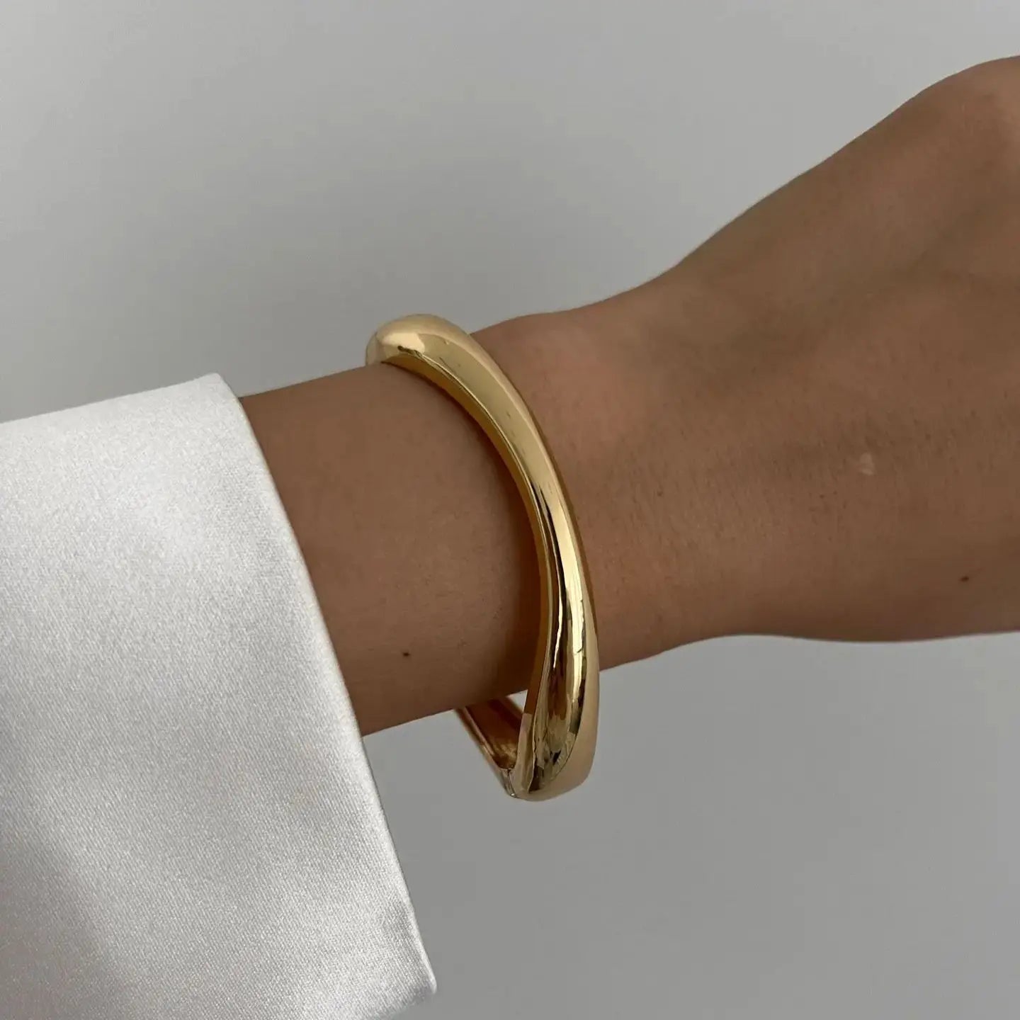 ZEYA - Avenlee Metal Cuff Bangles - Geometric Hip Hop Bracelets for Women