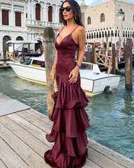 Blaire vestido de noche con volantes y tirantes