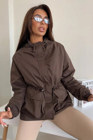 Chaqueta impermeable con capucha Brielle