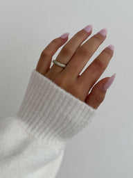 Anillo de banda brillante Colette Pavé