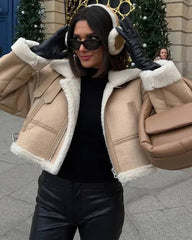 Chaqueta Elodie de ante sintético con forro de piel sintética