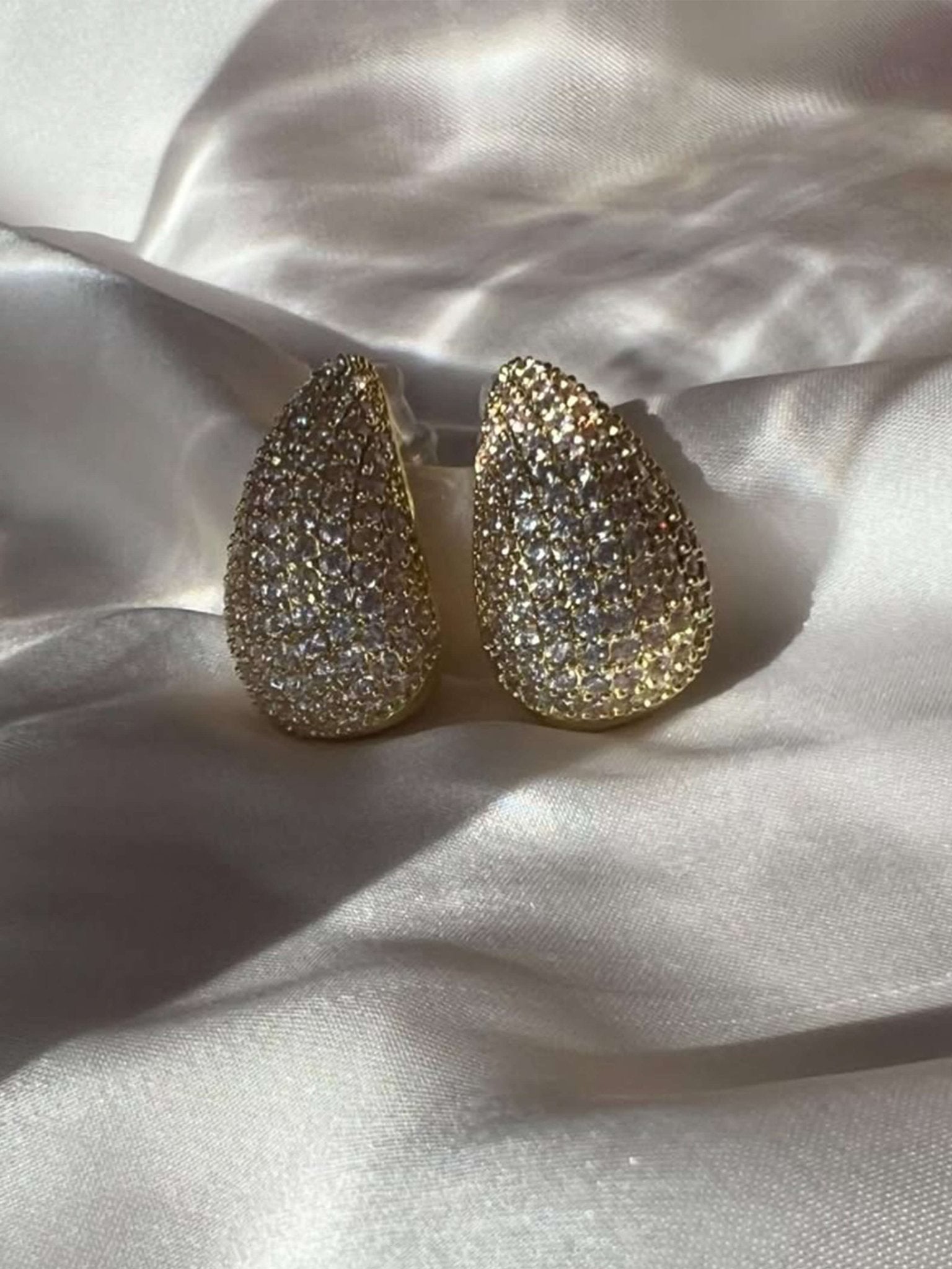 ZEYA - Eloisa Glitter Teardrop Earrings