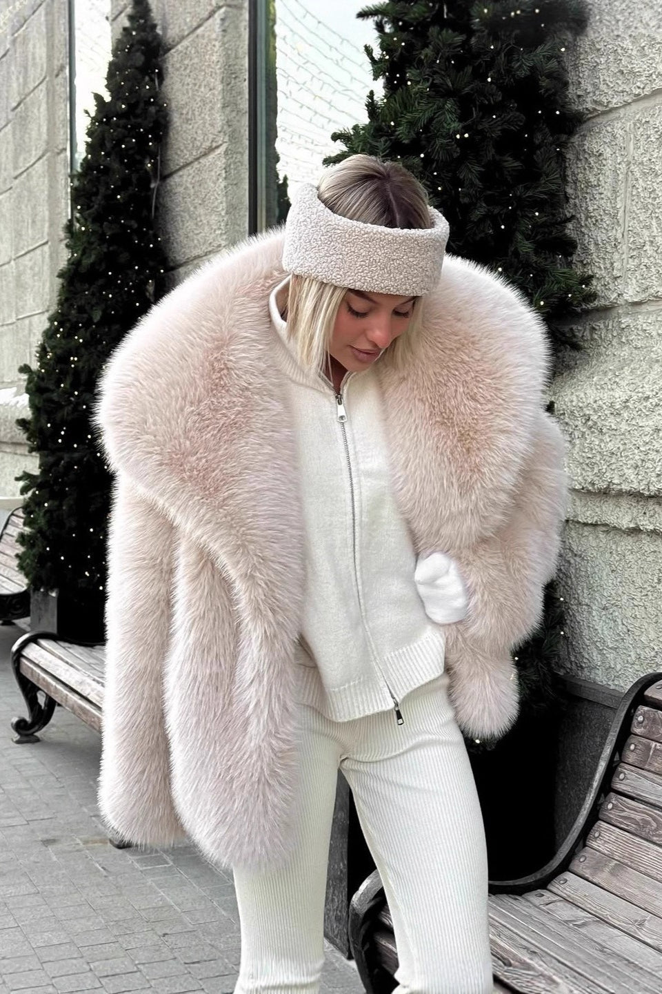 ZEYA - Emilie Puffy Collar Faux Fur Coat