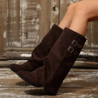 Botas altas Jasmin Retro con hebilla