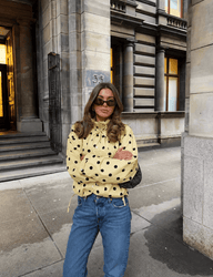 Chaqueta Linda con cordón y lunares
