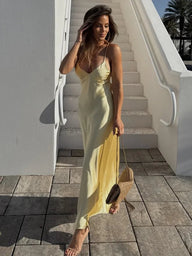 Vestido maxi sin espalda de satén Liora
