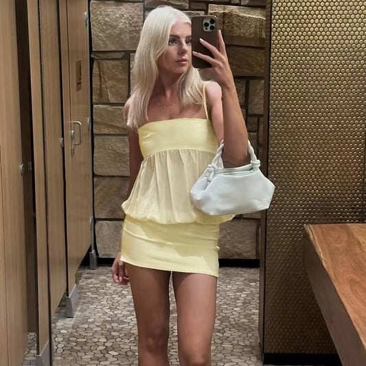 Vestido mini ajustado Mei de malla con hombros descubiertos