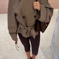 Gabardina Melissa de cuadros con cinturón