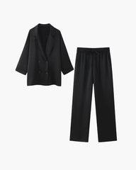Conjunto de satén Monica con chaqueta y pantalón