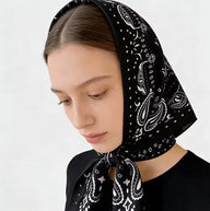 Pañuelo Reese Bandana de Punto con Paisley