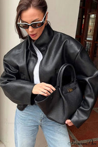 Chaqueta de cuero sintético con cremallera Sally