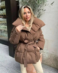 Chaqueta acolchada Sofie con cuello alto