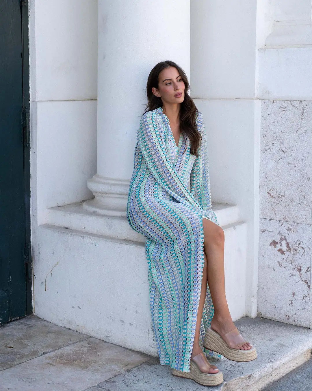 Sophia vestido maxi de crochet a rayas con mangas acampanadas